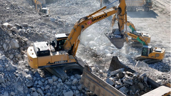 07c0c8aa40984f2fb981936fcec7e6fb